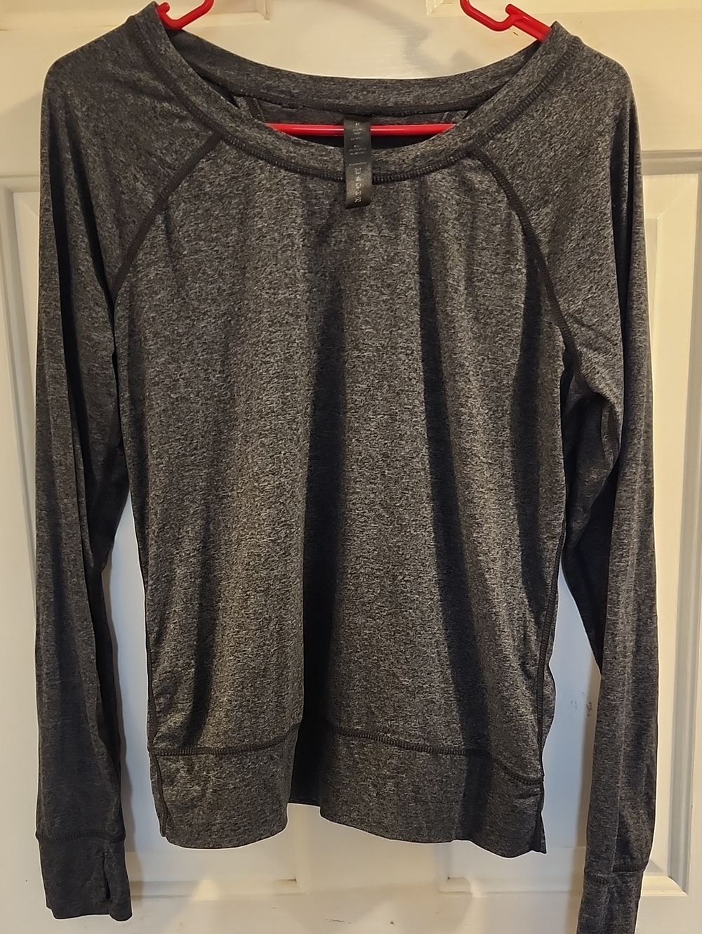 Women's Long-Sleeve Crewneck Top - Charcoal Gray